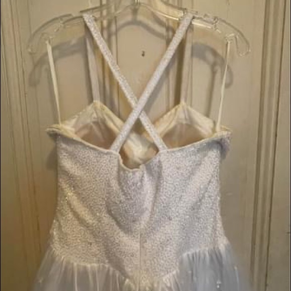 Vintage Wedding/Prom Dress - Picture 4 of 6